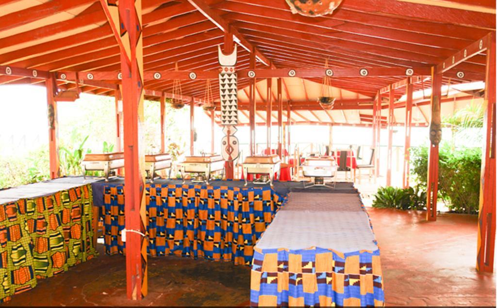 Afrikiko River Front Resort Akosombo Ngoại thất bức ảnh
