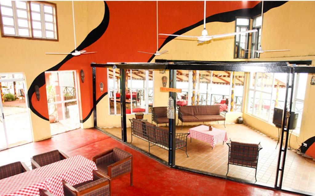 Afrikiko River Front Resort Akosombo Ngoại thất bức ảnh